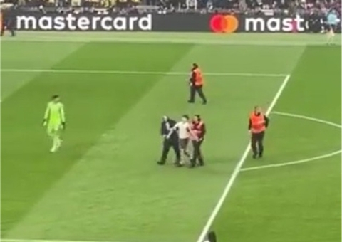 Torcedor invade gramado e dribla seguranças na final da Champions League; vídeo