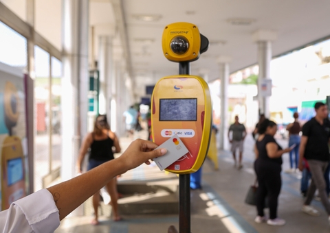 Passagens podem ser pagas com cartões de débito e crédito nos Terminais de Manaus