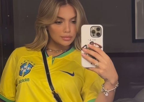 Gabriely Miranda comemora gol de Endrick no amistoso Brasil x México