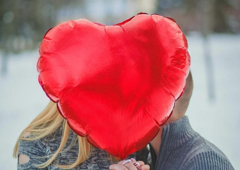 Dicas para comemorar o Dia dos Namorados sem sair de casa