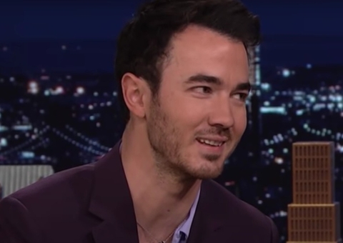 Kevin Jonas, do Jonas Brothers, passa por cirurgia para remover câncer