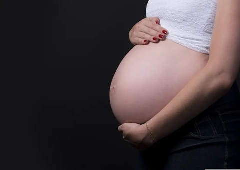 Câmara aprova urgência de projeto que equipara aborto a homicídio