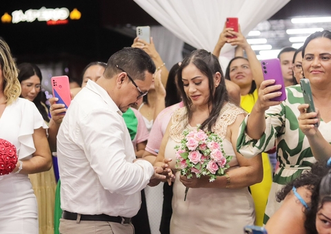 Projeto Casamento Social Coletivo celebra união de 67 casais em Coari