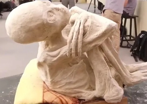 Múmias extraterrestres passam por teste de autenticidade de R$ 1,6 bilhão