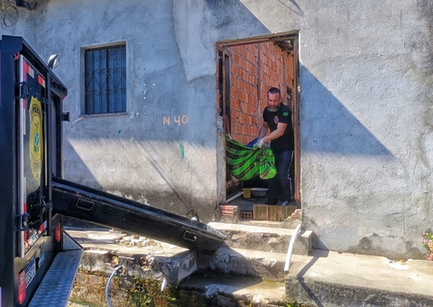 Moradores ouvem gritos e homem é encontrado morto dentro de casa em Manaus