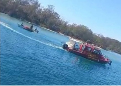 Lancha explode e deixa feridos; três crianças estão entre as vítimas