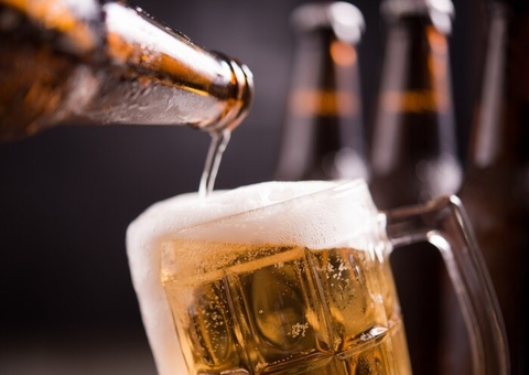 Maioria é a favor de aumentar preço de bebida alcoólica para reduzir consumo, diz pesquisa