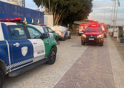 Banhistas morrem afogados na praia da Ponta Negra