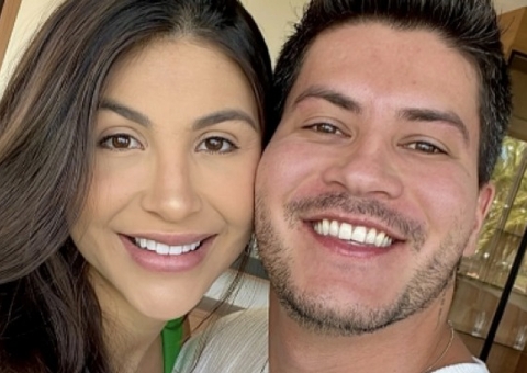 Arthur Aguiar recorre ao leite materno da namorada como ‘remédio’ para os olhos; Entenda