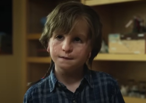 Ele cresceu! Ator mirim do filme 'Extraordinário' surge irreconhecível em formatura