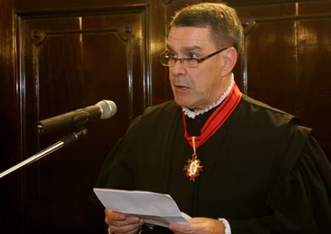 Desembargador lava dinheiro da venda de sentenças em posto de combustível, afirma PF