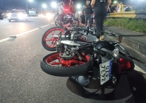 Motociclista morto na Avenida das Torres mexeu no celular durante curva, diz testemunha