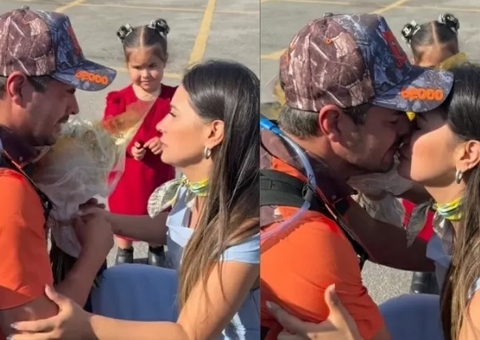 Marido de Simone Mendes volta a se reunir com a família após retiro espiritual