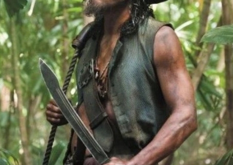 Ator de 'Piratas do Caribe' morre após ataque de tubarão