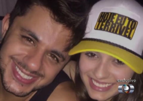 Morte de Cristiano Araújo e namorada completa 9 anos; fãs prestam homenagens