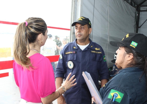 Prefeitura de Manaus fiscaliza embarcações na operação 'Chapa Quente' rumo a Parintins