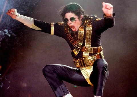 15 anos após morte, Michael Jackson tem fortuna de R$ 11 bilhões 