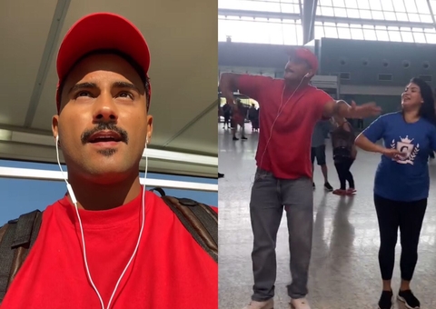 De vermelho, ex-BBB Lucas Pizane chega a Manaus para o Festival de Parintins