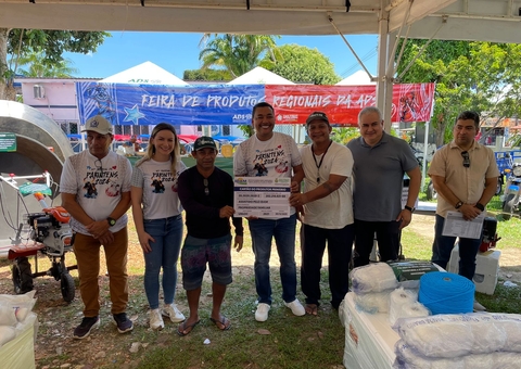 Pescadores de Parintins recebem mais de R$600 mil em crédito rural 