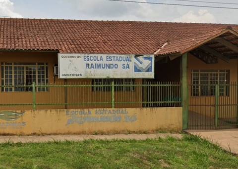 Traficante é flagrado vendendo drogas para estudantes em escola do Amazonas
