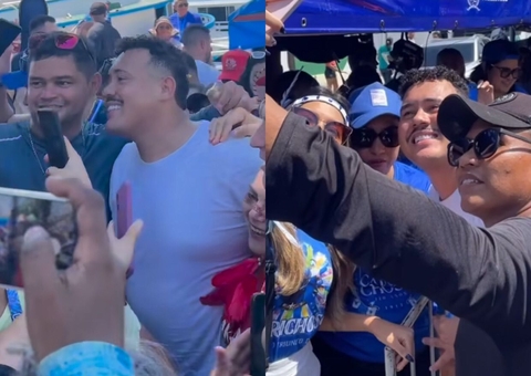 Buda é recebido com festa em Parintins e exalta amo do boi Garantido; vídeos