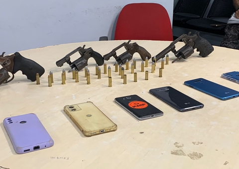 Grupo suspeito de integrar facção é preso após tiroteio em Manaus 