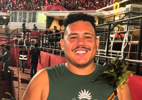 Ex-BBB Lucas Buda é flagrado aos beijos com mulher em Parintins; vídeo