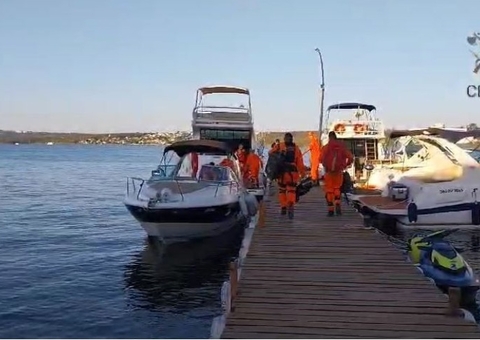 Idoso morre em hospital após cair de lancha desgovernada