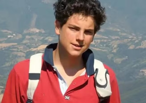 Papa aprova canonização: Carlo Acutis será o primeiro santo millennial