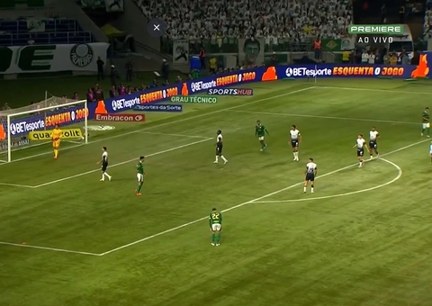 Palmeiras vence Corinthians e fica a um ponto do líder Flamengo