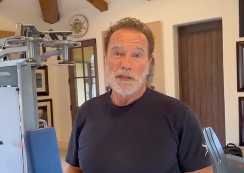 Idosa que caiu em golpe de falso Schwarzenegger vai receber R$15 mil após acordo