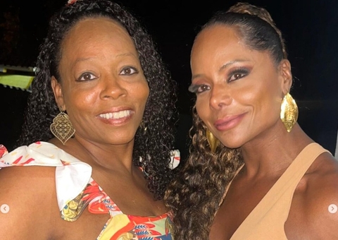 Adriana Bombom lamenta morte da irmã gêmea: “pedaço do meu ser”