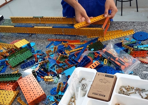 Projeto usa robótica para auxiliar no ensino-aprendizagem de Física em escolas do Amazonas