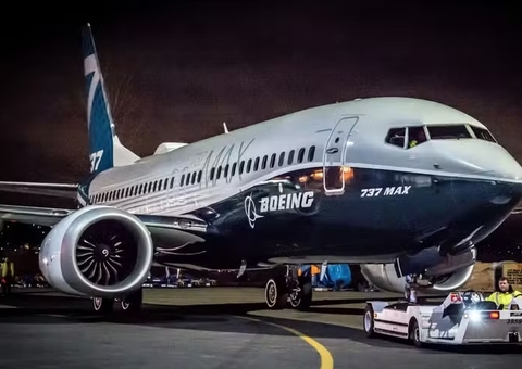 Boeing assume culpa por acidentes com 346 vítimas e é multada em US$ 487 milhões