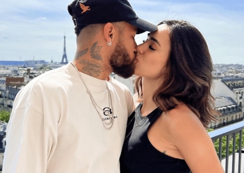 Bruna Biancardi posta reflexão após críticas por reatar com Neymar 