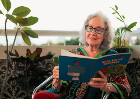 Feira de Livros do Sesc irá homenagear a jornalista e escritora Leyla Leong