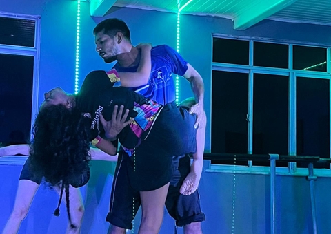 Bailarinos de escola de Manaus representam Amazonas no 41º Festival de Dança de Joinville