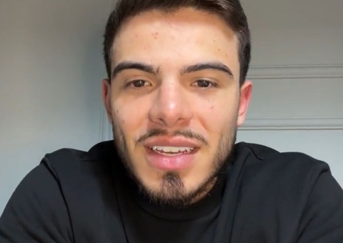 Thomaz Costa anuncia retorno à igreja pela 2ª vez e abandona OnlyFans