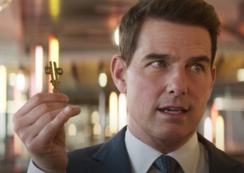 Tom Cruise fica pendurado do lado de fora de avião em gravação de Missão Impossível; veja fotos