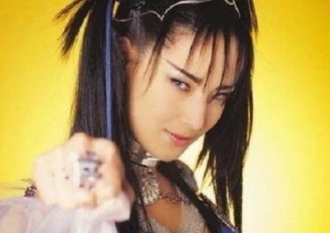 Ex-apresentadora do 'Band Kids' está internada em clínica psiquiátrica