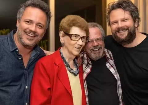  Mãe de Selton e Danton Mello morre aos 83 anos