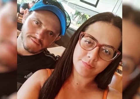 Homem mata mulher a facadas e ataca filha que tentou impedir 