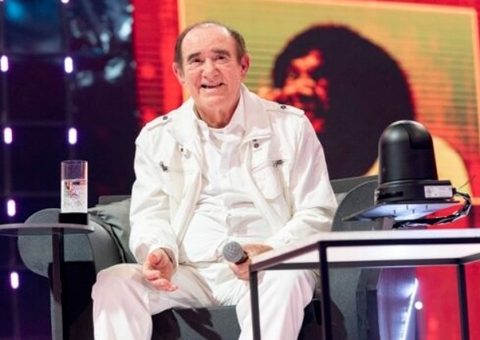 Renato Aragão se reencontra com Dedé Santana em homenagem de Luciano Huck na Globo