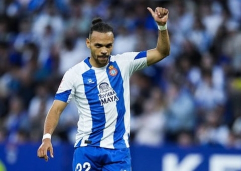 Grêmio chega a acordo com atacante dinamarquês ex-Barcelona