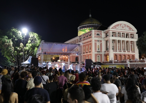 Banda Off The Wall agita Tacacá na Bossa com rock do Pink Floyd 