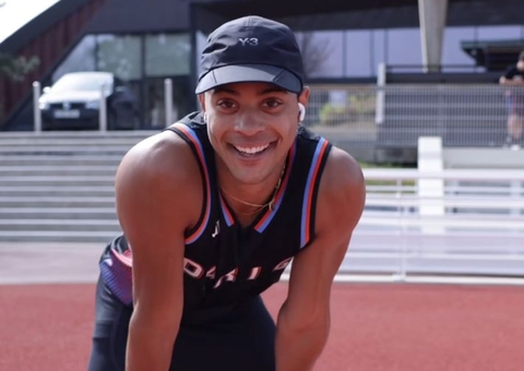 Atleta francês Sasha Zhoya vai usar saia na cerimônia de abertura dos Jogos Olímpicos