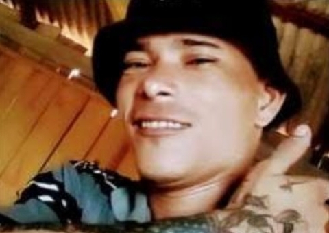 Polícia divulga imagens de dupla procurada por ataque a bar em Coari