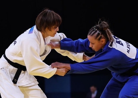 Judoca brasileira Natasha Ferreira é derrotada em 45s na estreia nos Jogos