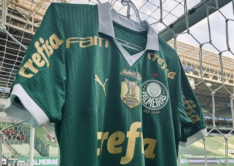 Palmeiras tem estreia de Giay e volta de Estêvão para encarar o Vitória