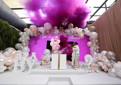 Duda Reis revela que está grávida de uma menina